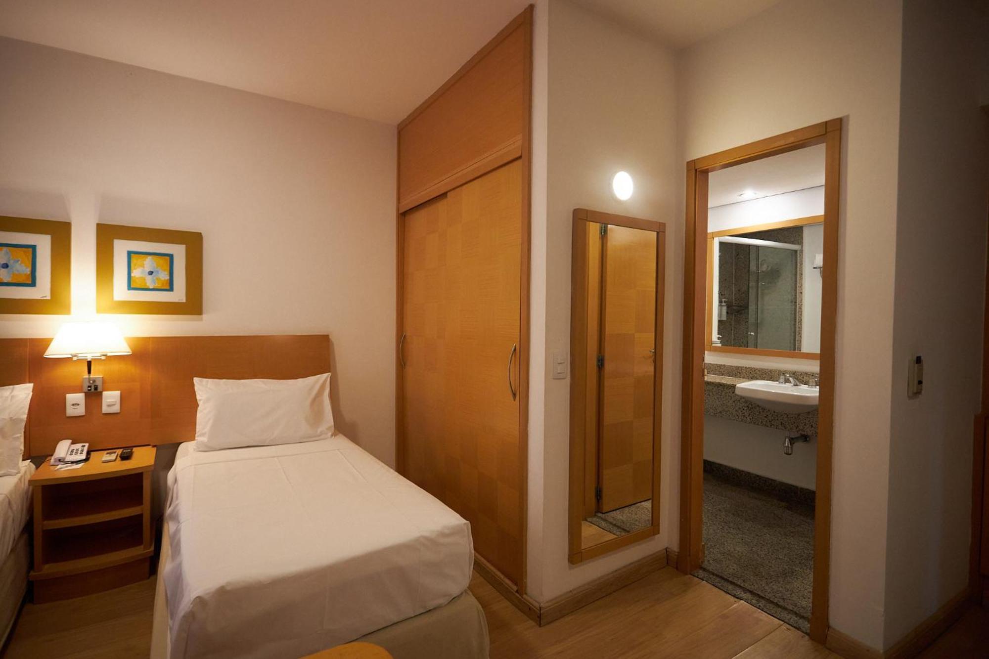 Quality Paulista Hotel Sao Paulo Exterior photo